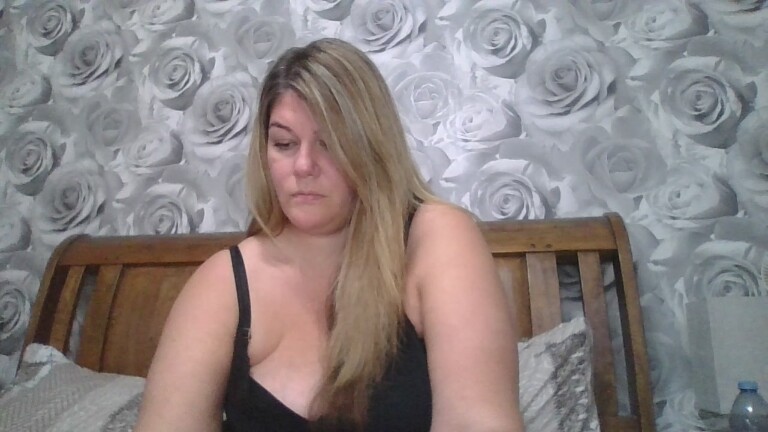 BabyCakesUK's Streamate show and profile