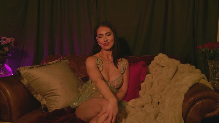 LottieRoseUK's Streamate show and profile