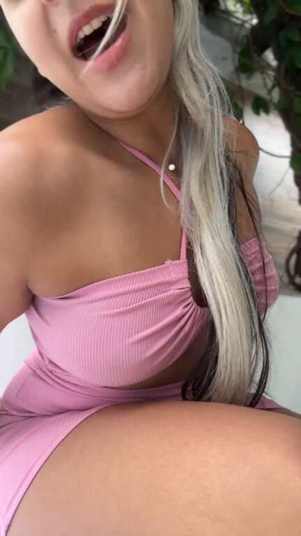 AuraSousa's Streamate show and profile