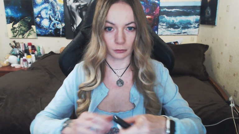 BringingLuck's Streamate show and profile